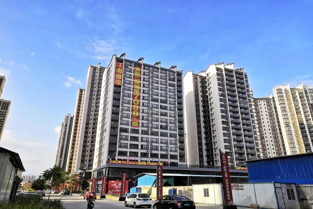 粵固為清遠江南御景提供防掉磚鋪貼系統解決方案