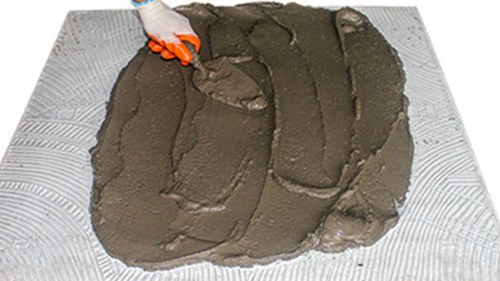 瓷磚背膠和瓷磚粘結劑有什么區別？